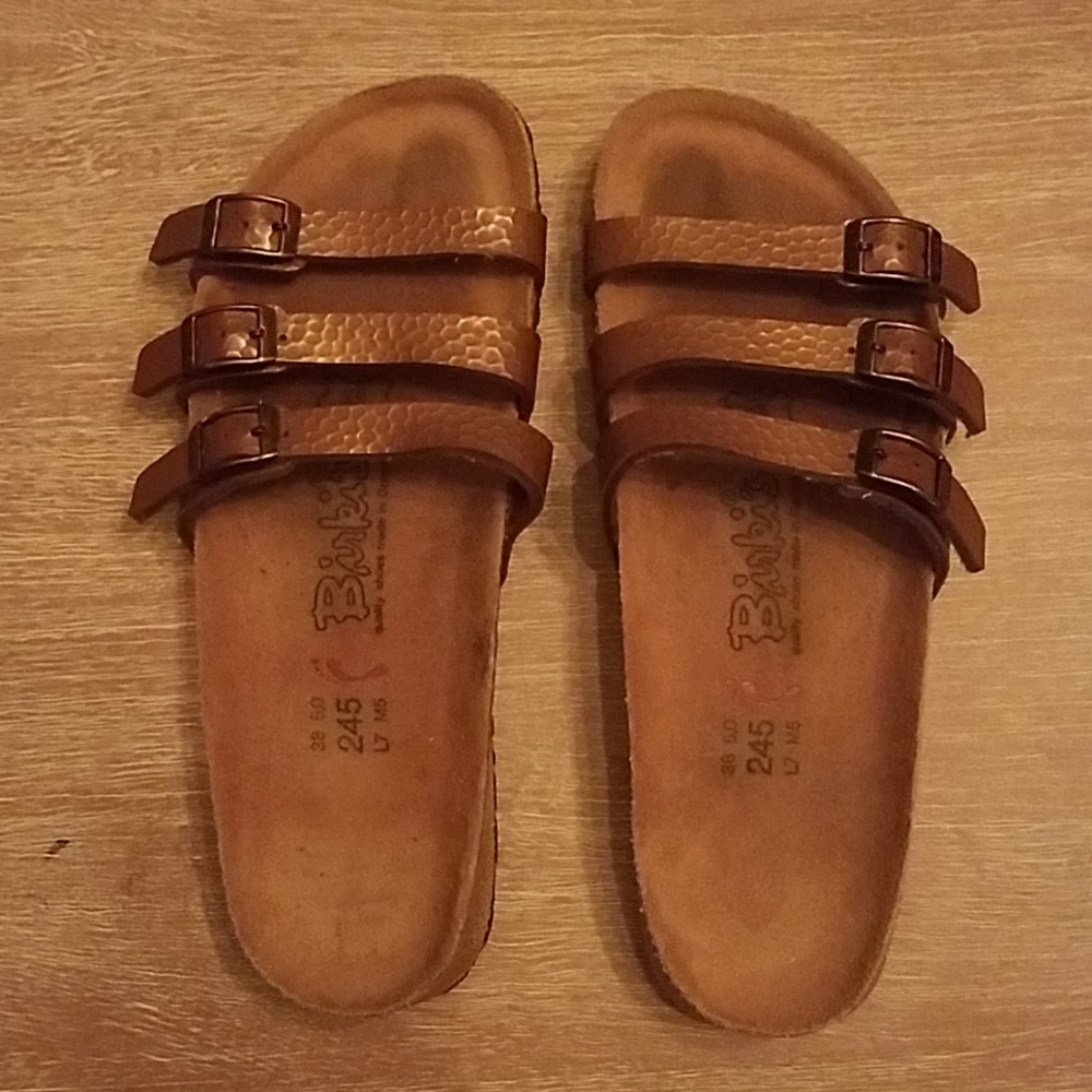 Bronze Burks size 38 or 7.5